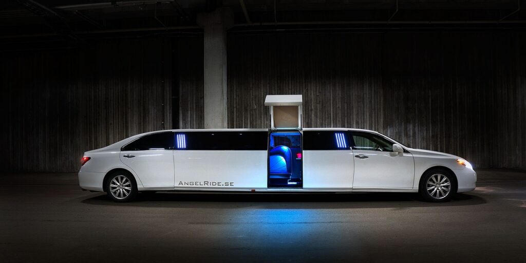 limousine, limo, luxury-1249506.jpg